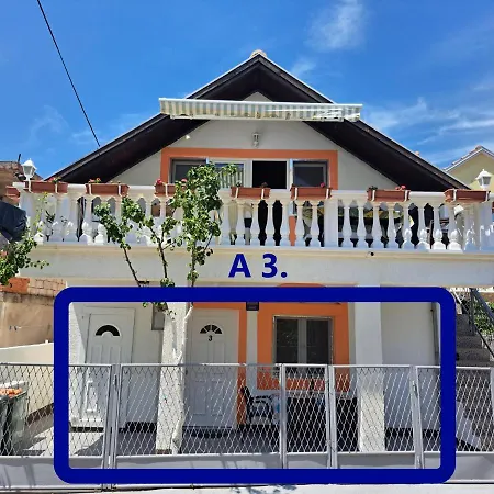 Ganic * Tribunj (Sibenik-Knin)